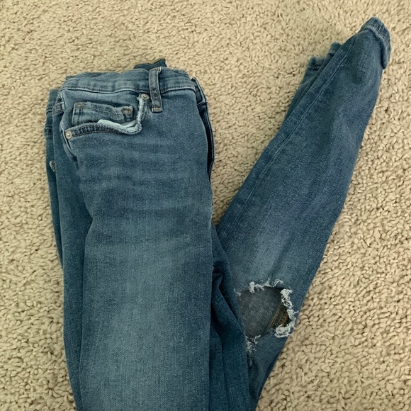 Free People Ripped Knee Jeans - size 27 - Picture 2 of 5